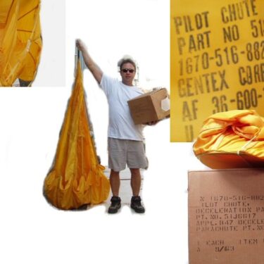 b 47 deceleration pilot parachute ava1958 (4)