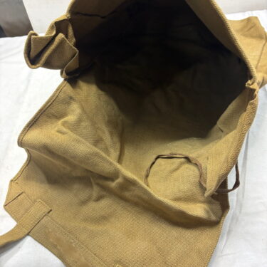 british haversack large used pak2258 (3)