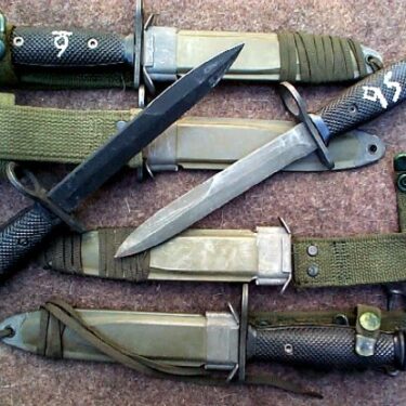 m 16 ar 15 military bayonet used knm174