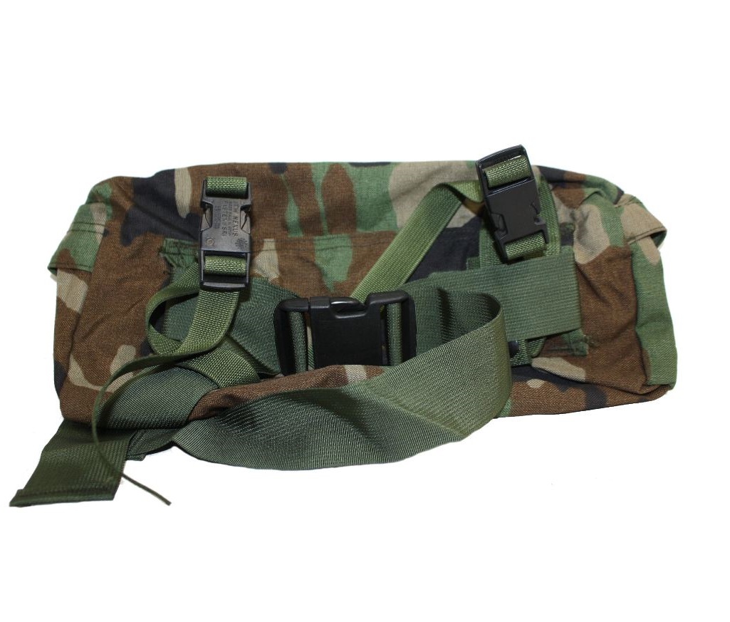 Camo Shoulder Waist Butt Pack Pouch Molle II New in Bag 16 x 10/"