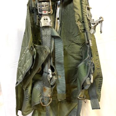 parachute harness ava522 x (1)
