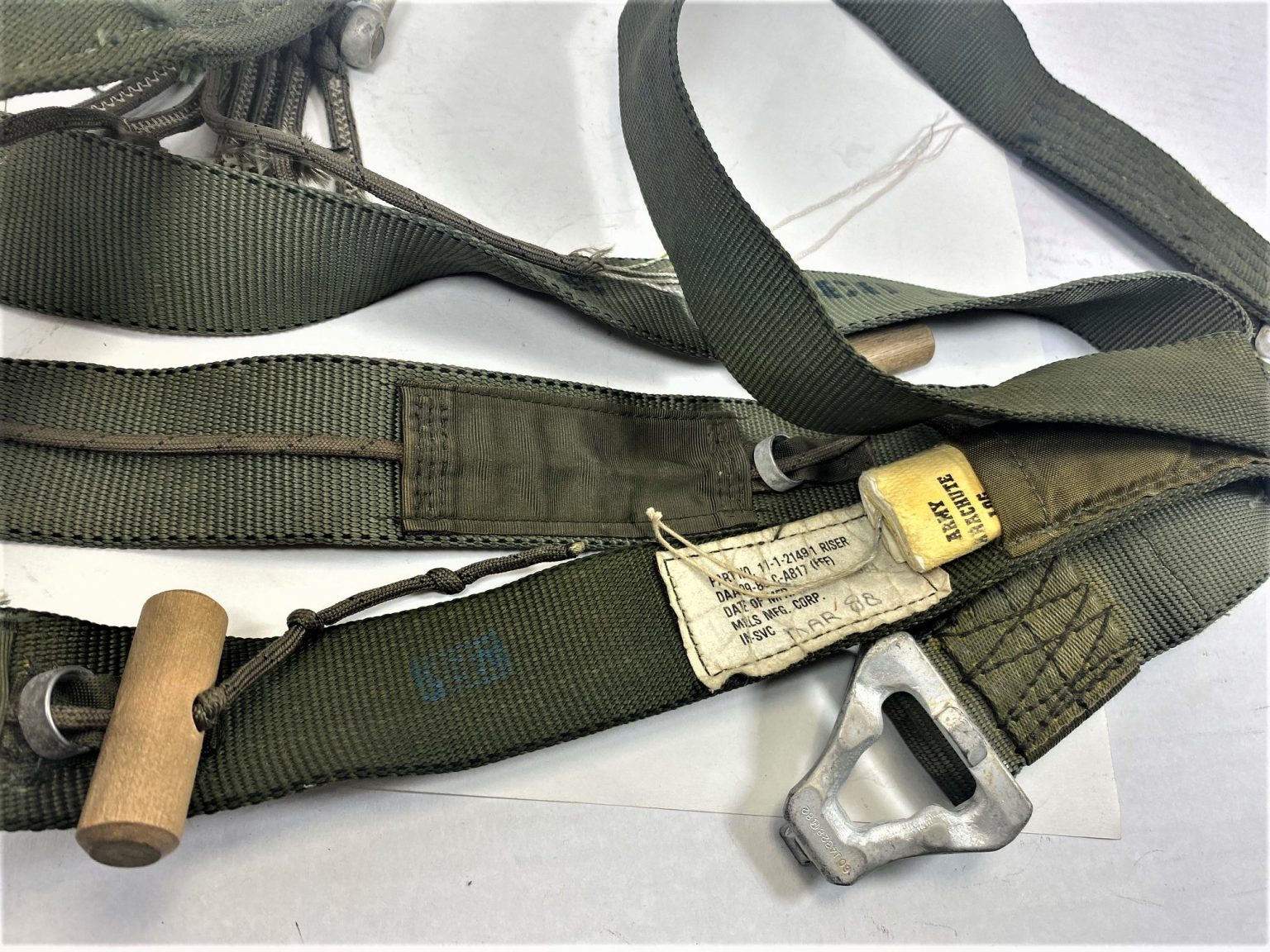 Parachute Risers, Army T36