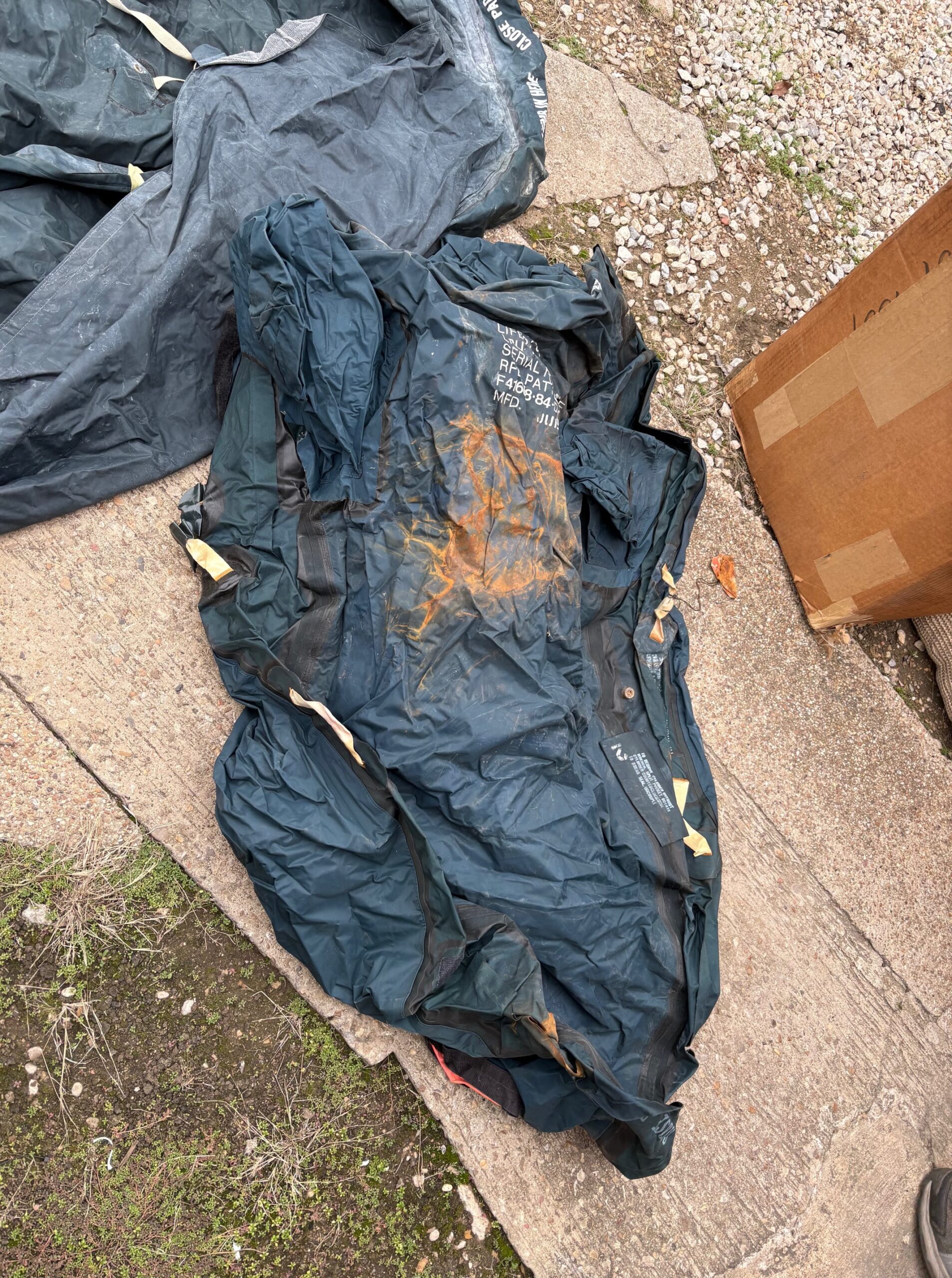 pilot s survival raft ava780 x (3)