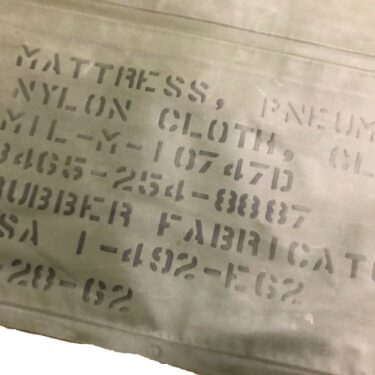 rubber air mattress as is slp1332 1