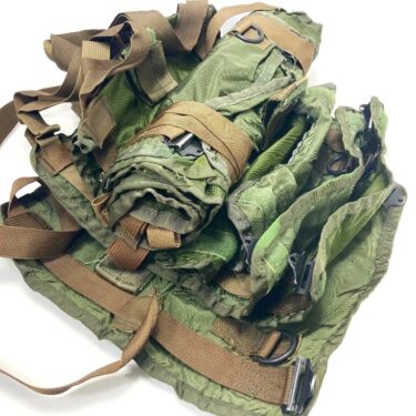 vietnam issue alice sleeping bag carrier used pak102 3