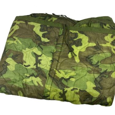 vietnam issue poncho liner used good condition slp1151 1