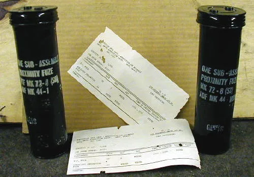 p 27236 box668 Fuse Can lg 2