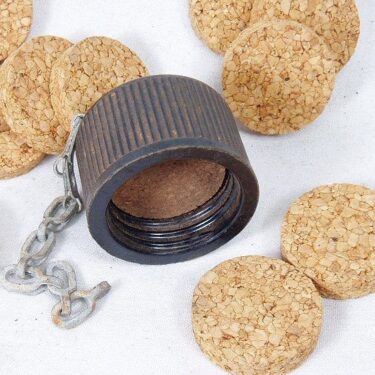 p 28627 otg1543 Cork Wwii Canteen 3 Pack lg