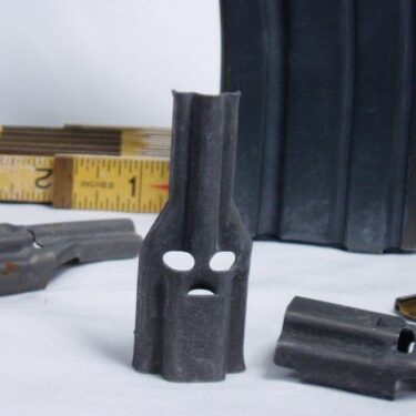 p 28665 msc1594 M 16 Magazine Charging Guide lg 2