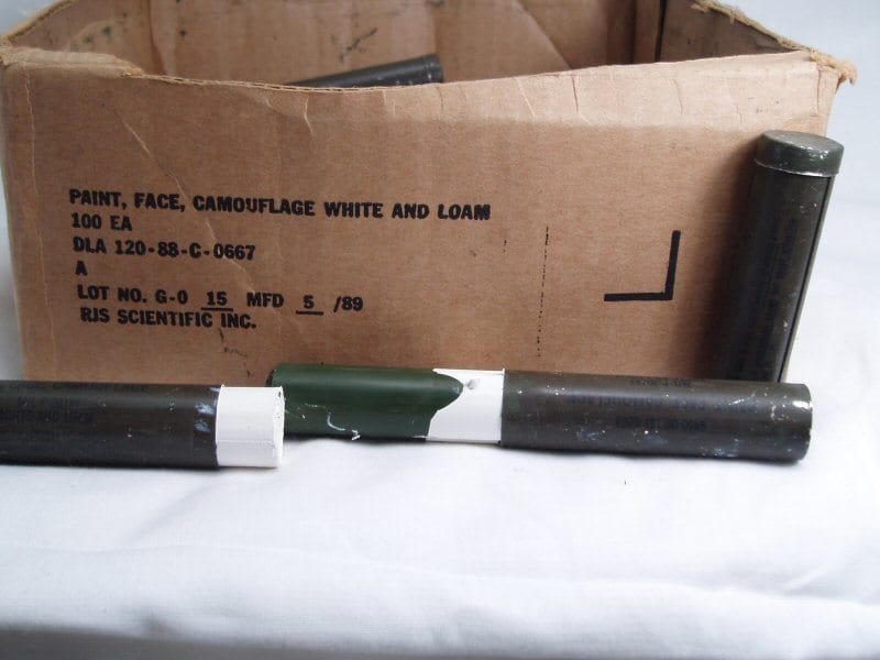 p 29204 msc1967 Camo Face Paint 2C G.i. Tube 2C Winter lg 2