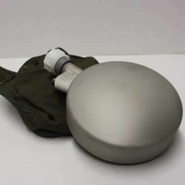 p 26442 otg200 artic canteen military 3