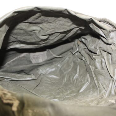 p 27095 pak581 vietnam canvas buttpack used  3