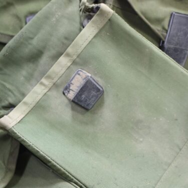 p 27760 trifold vietnam shovel cover nylon otg957 3