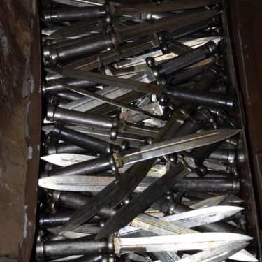 p 30757 knm2749 swedish bayonet 1896 no sheath 1 rotated