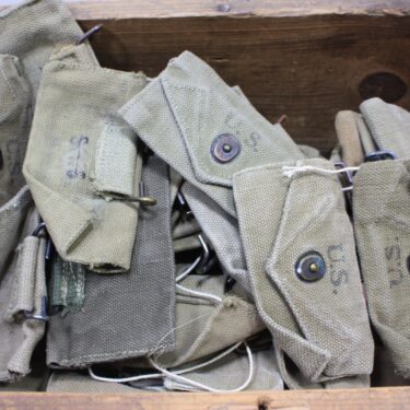 p 26348 pch144 carlisle bandage pouch  2