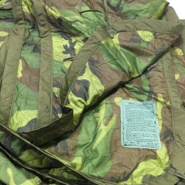 p 28062 slp1151 vietnam issue poncho liner good condition  1  scaled