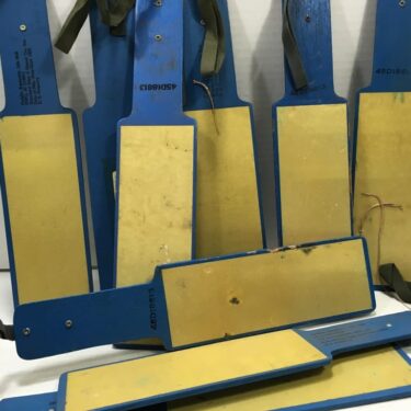 p 30056 life raft paddle1