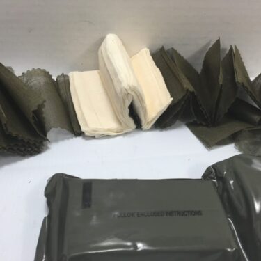 p 26588 sur284 first aid dressing2