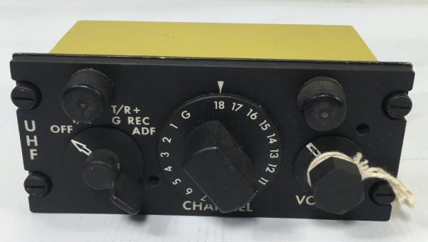 an/arc-27 uhf control panel