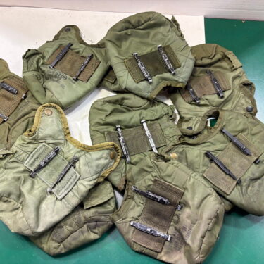 vietnam nylon canteen cover metal snap 70 s dated 1 otg2760 x (1)