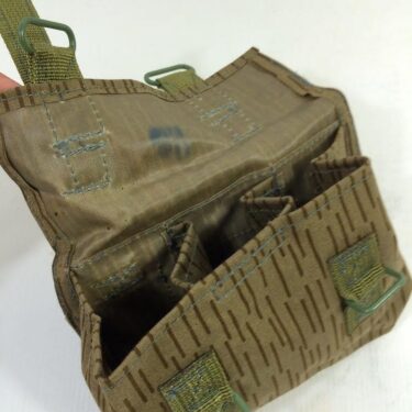 p 45093 rain camo 3pkt grenade pouch pch2765  1