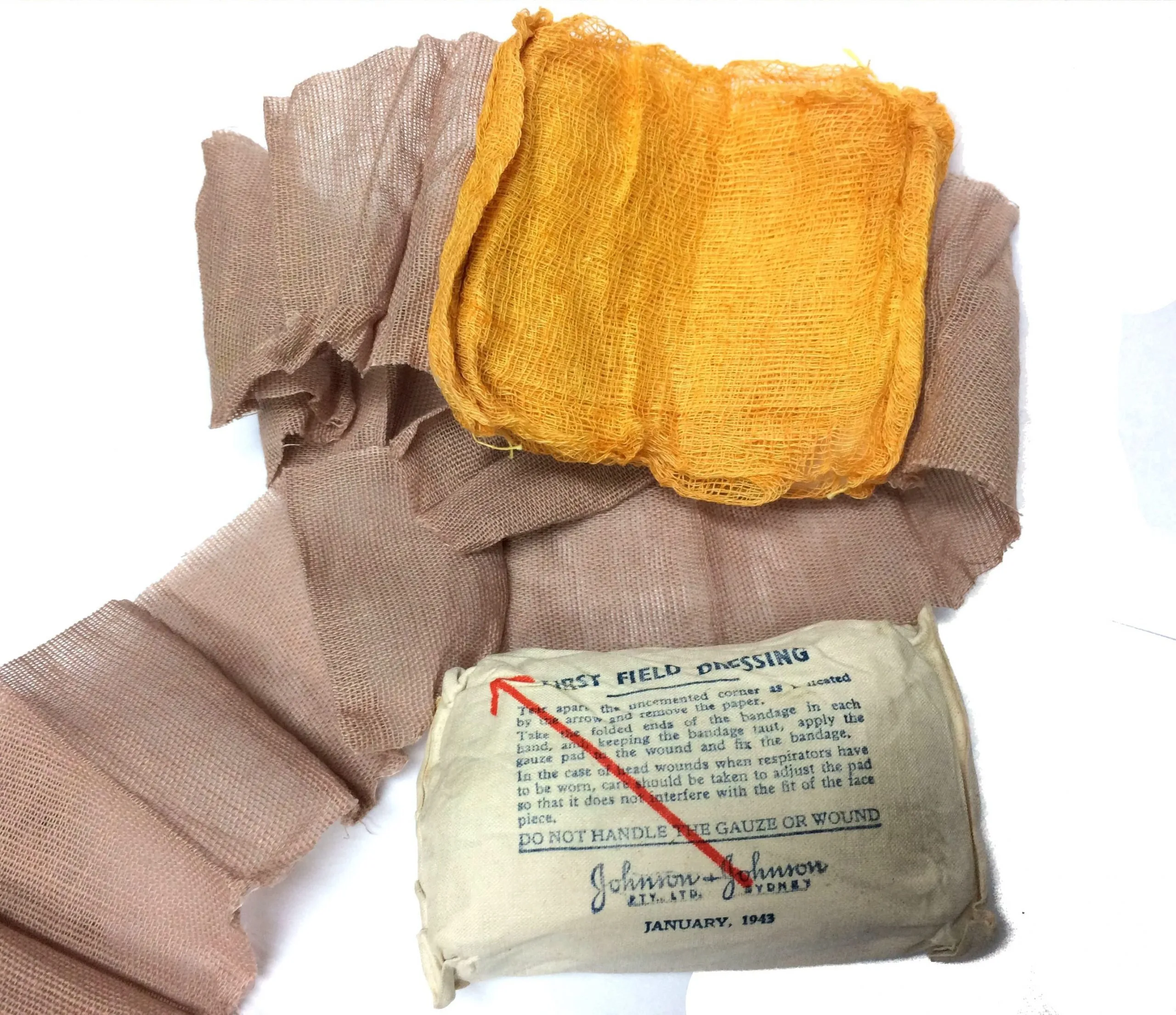 M1937 WW2 First Field Dressing British 1943 dated