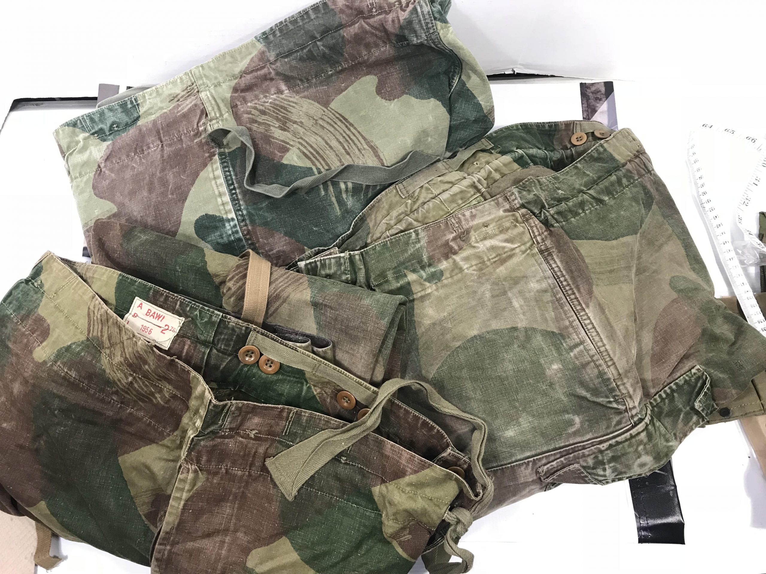 brushstroke camo shorts