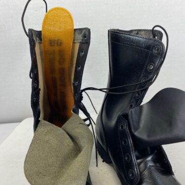 post vietnam leather combat boots 9R 1975 dated bts3040 6