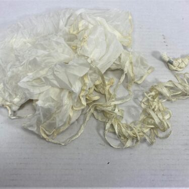 large chaff parachute white ava3102 4