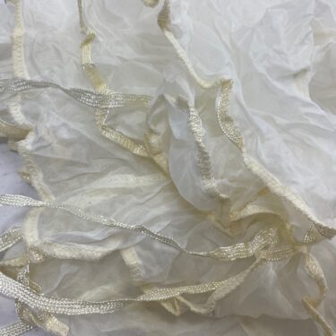 large chaff parachute white ava3102 7