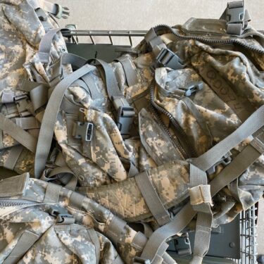 acu medium assault pack used condition pak3114 12