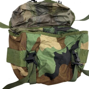 m81 woodland camo buttpack used pak3168 (6)