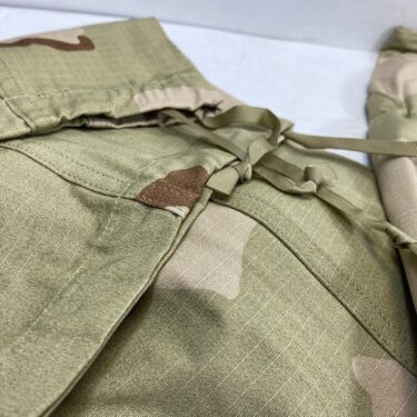 3 color desert hot weather trousers med reg unissued Rs clg3189 (3)