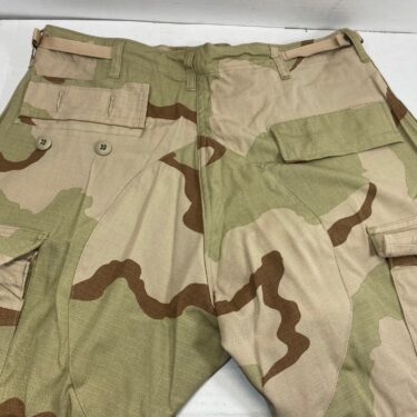 3 color desert hot weather trousers med reg unissued Rs clg3189 (5)