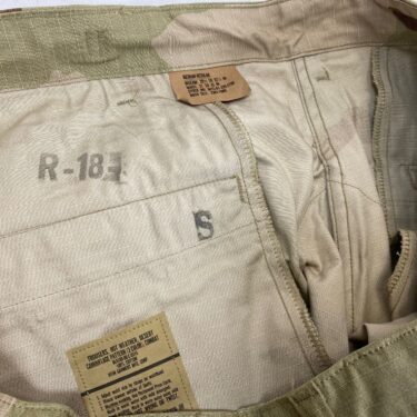3 color desert hot weather trousers med reg unissued Rs clg3189 (6)
