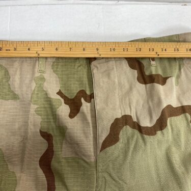 3 color desert hot weather trousers med reg unissued Rs clg3189 (9)