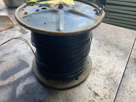 communications wire spool 1000ft used fair msc3185 (4)