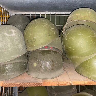 us m 1 steel pot helmet used hed3213 a (1)