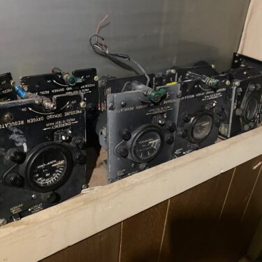 D 2A Aircraft Oxygen Regulator, used good ava3225 (3)