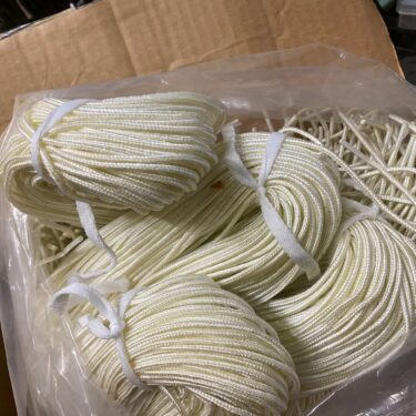 boot laces white mickey mouse bunny boots issue 59 bts3269 (4)