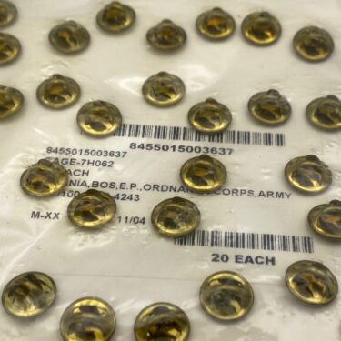 us army ordnance insignia enlisted pin dress ins3270 (5)