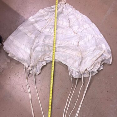 white drag parachute solid ava3282 (9)