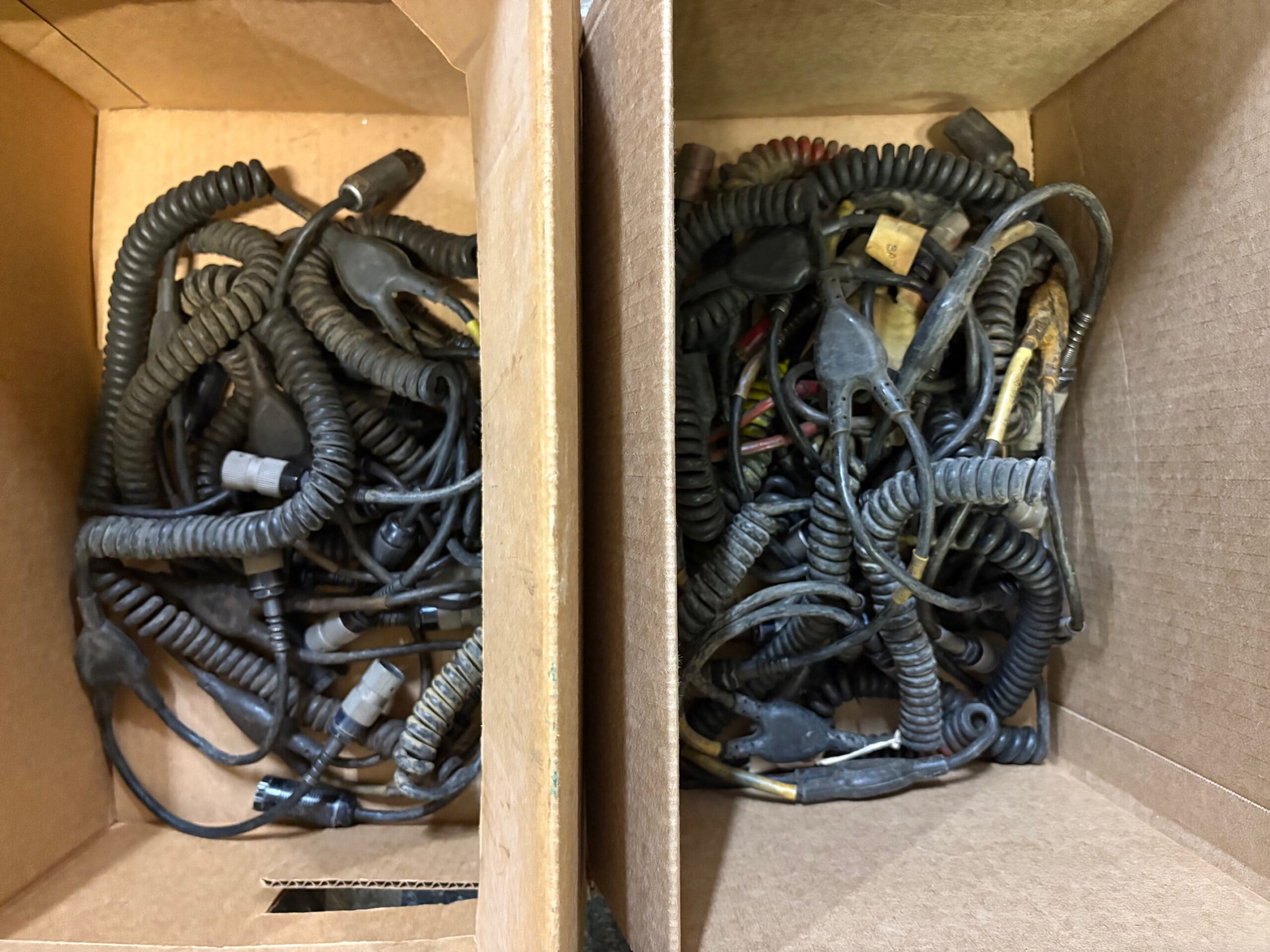 cvc helmet cord phone connector sur3303 (5)