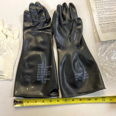 gloves chemical protective 2 pairs clg3296 (2)
