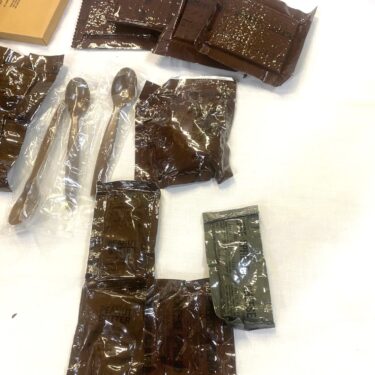 meal ready to eat mres 1980 s dated 1 only ony32 (5)