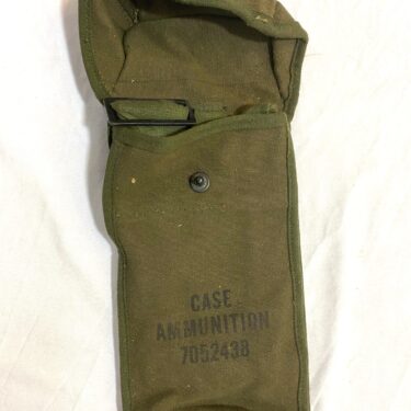 grease gun mag pouch stained nos pch4007 (2)