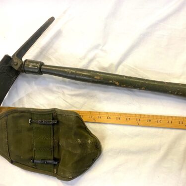 modified e tool shovel with pick & cover used 1 only ony34 (8)