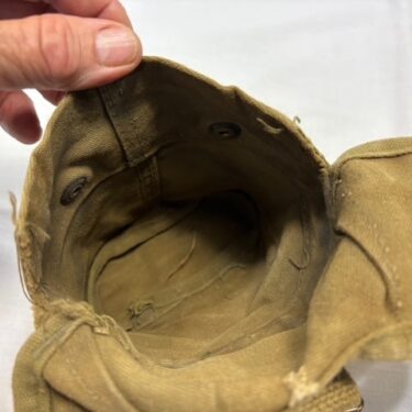 USMC WW2 Canteen Cover, Semi Circle Stamped 524 ony51 (10)