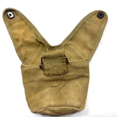 USMC WW2 Canteen Cover, Semi Circle Stamped 524 ony51 (11)