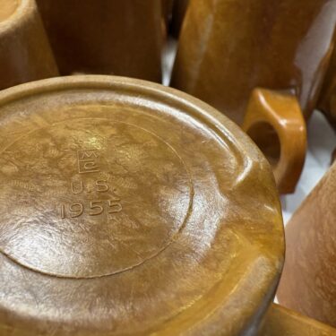 bakelite mug used dated otg4060 (7)